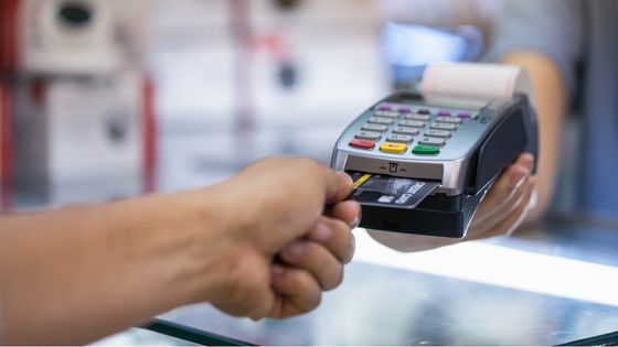 ¿Qué pasa si me encuentro una tarjeta de crédito y la uso en España?